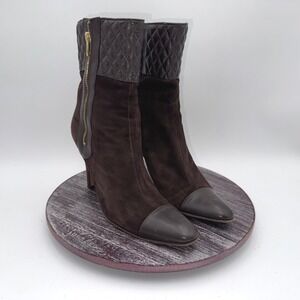 Adrienne Vittadini Boots Womens 9 Suede Quilted Mid Calf Cap Toe Zip Brown Shoes